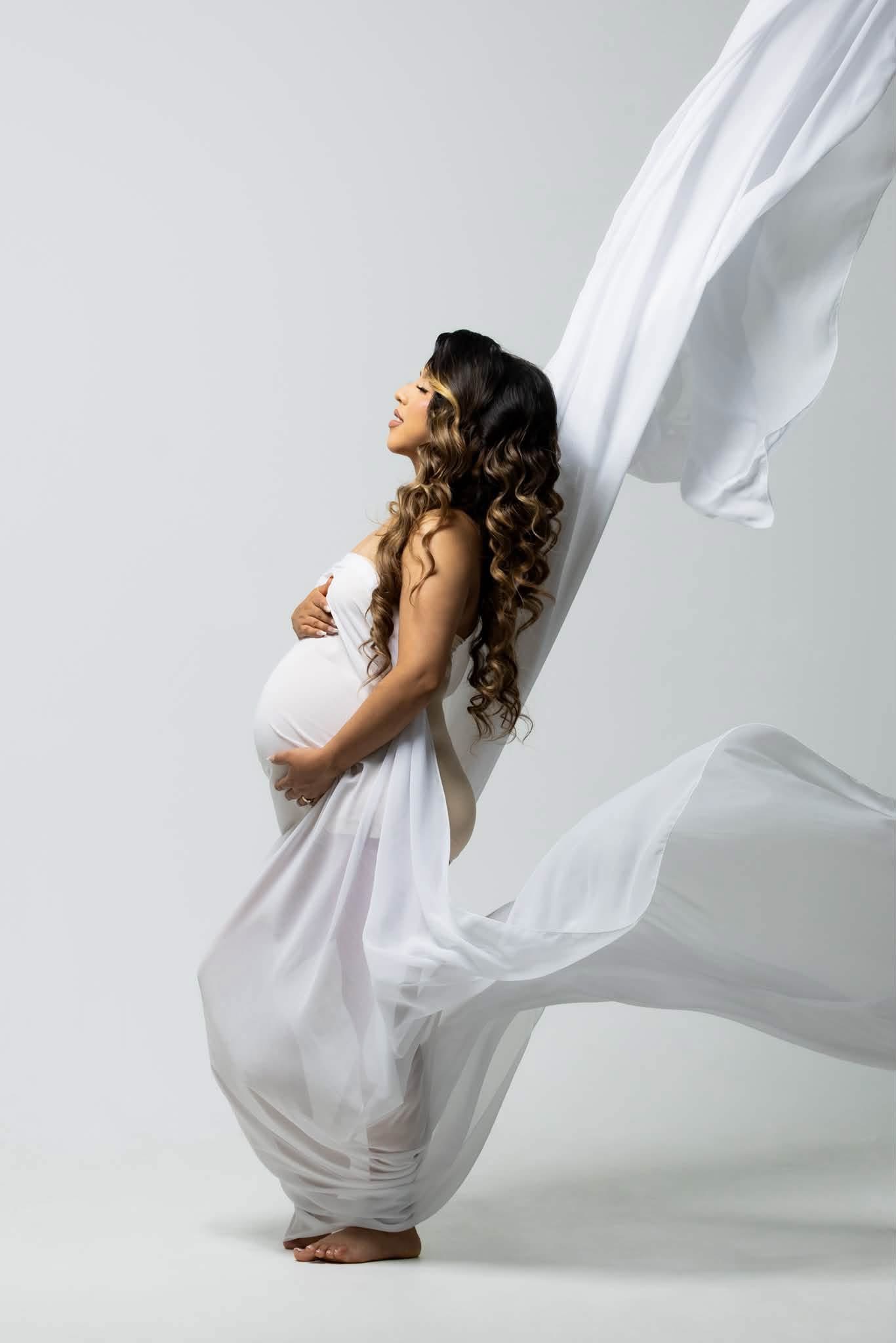 studio pregnancy